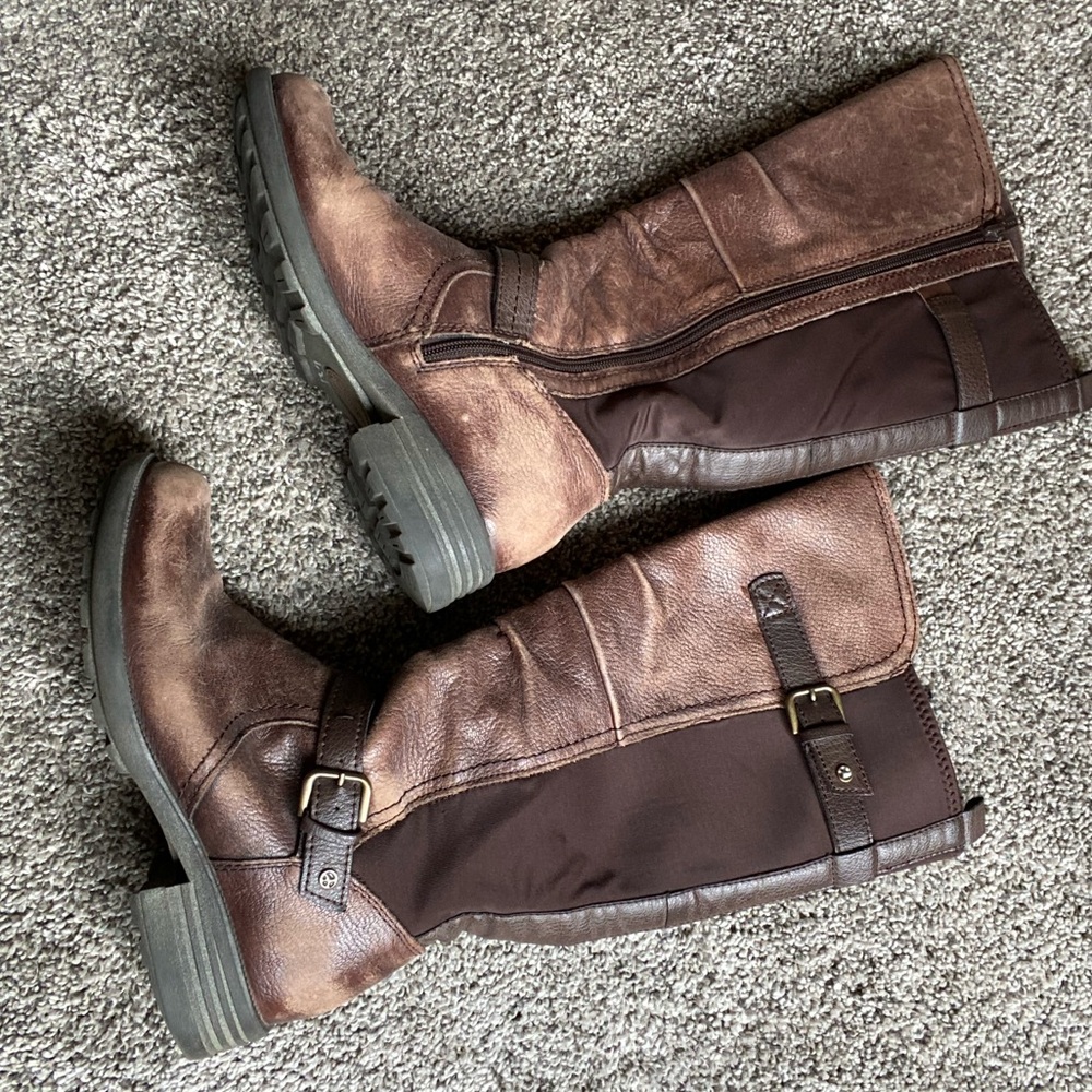Earth Origins leather Penelope boot size 7W wide shaft